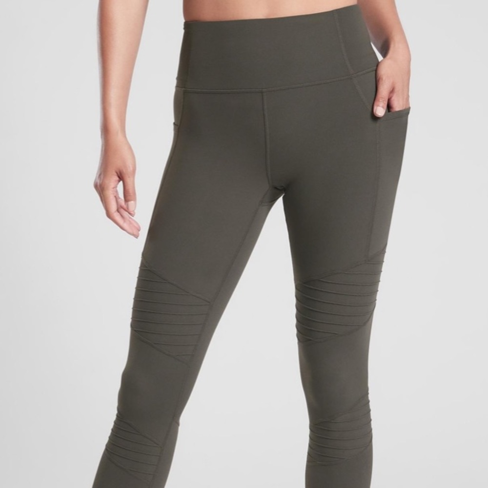 EUC Athleta Inclination Moto Tight